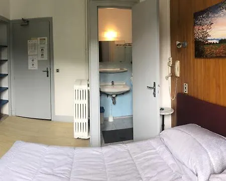 Hotel De Paris 2*